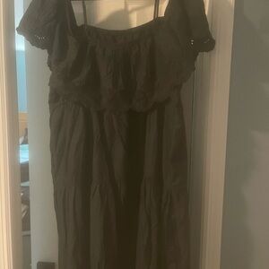 Old Navy Black off/or on shoulder Maxi dress